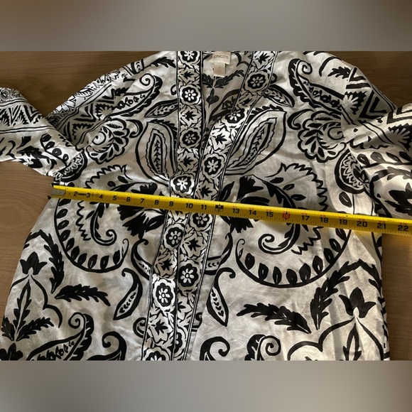 Chico’s Kimono in Black/White Pattern| Cotton-Silk Blend, Size 2/Large••• - Picture 10 of 10